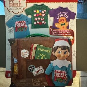 Elf on the Shelf T-Shirt Set with collectible suitcase